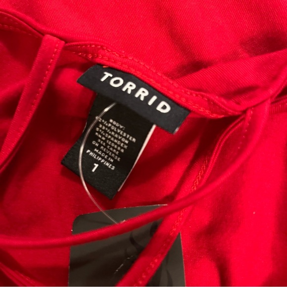 Torrid Red Top - Picture 7 of 7
